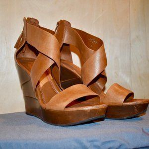 Gianni Bini Leather Wedges Size 8